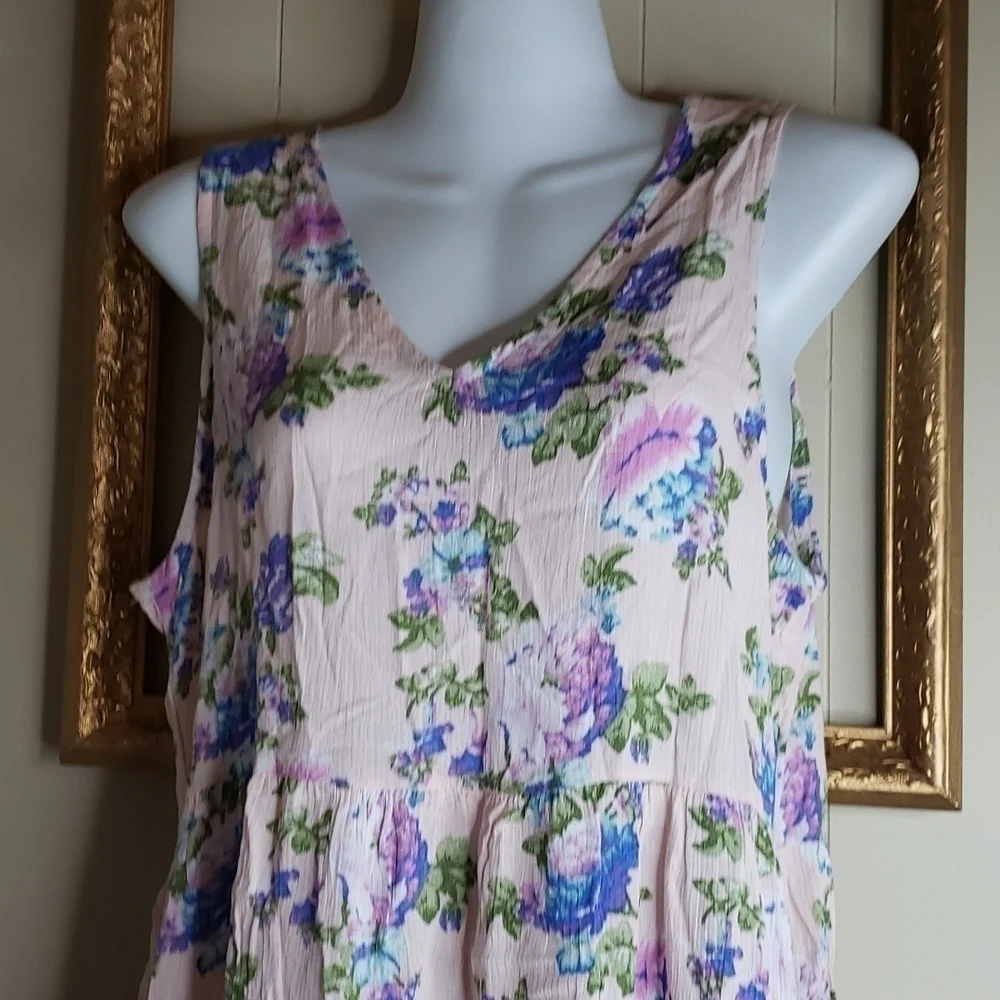 BELLINO Floral Top - Picture 2 of 8